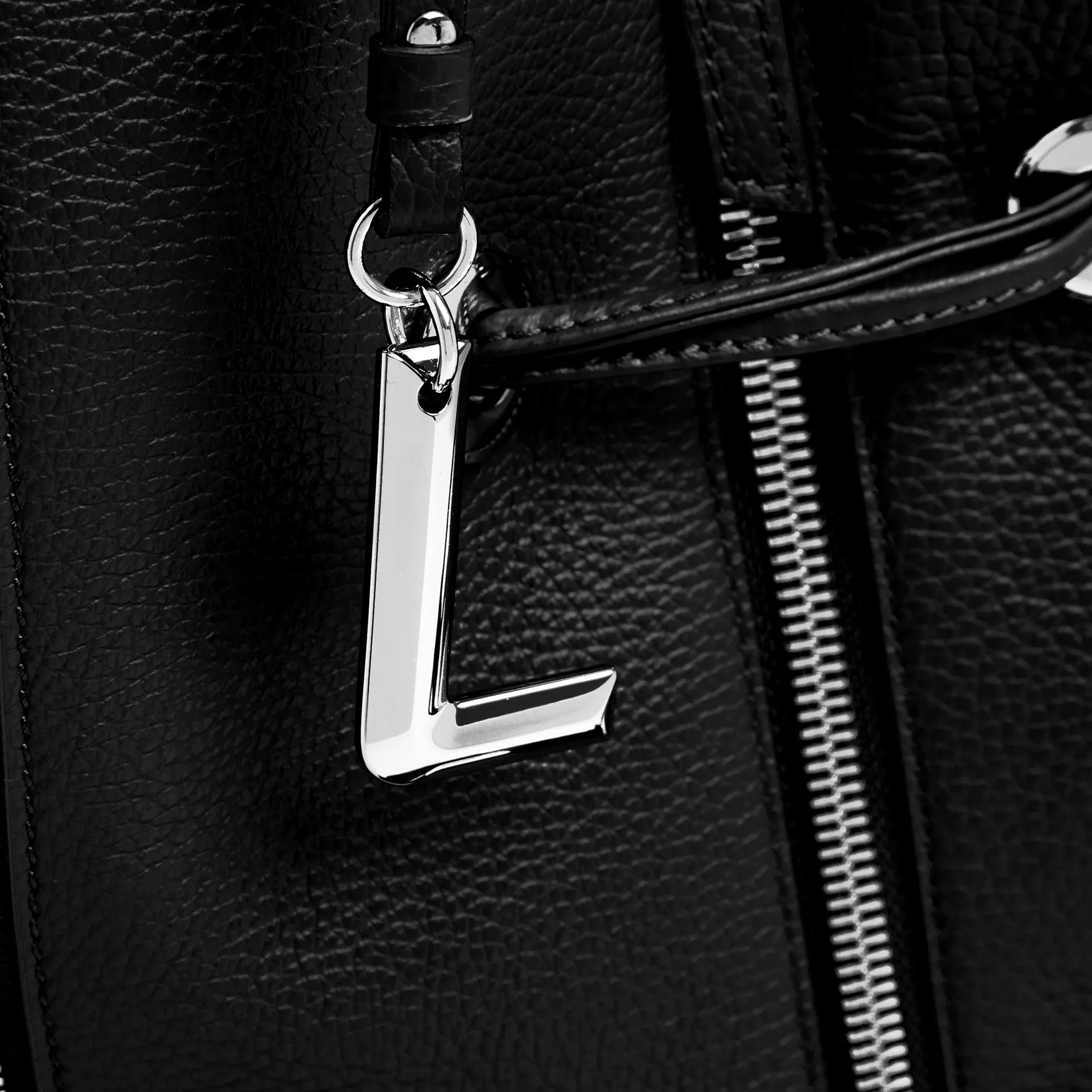 SAC SEAU M