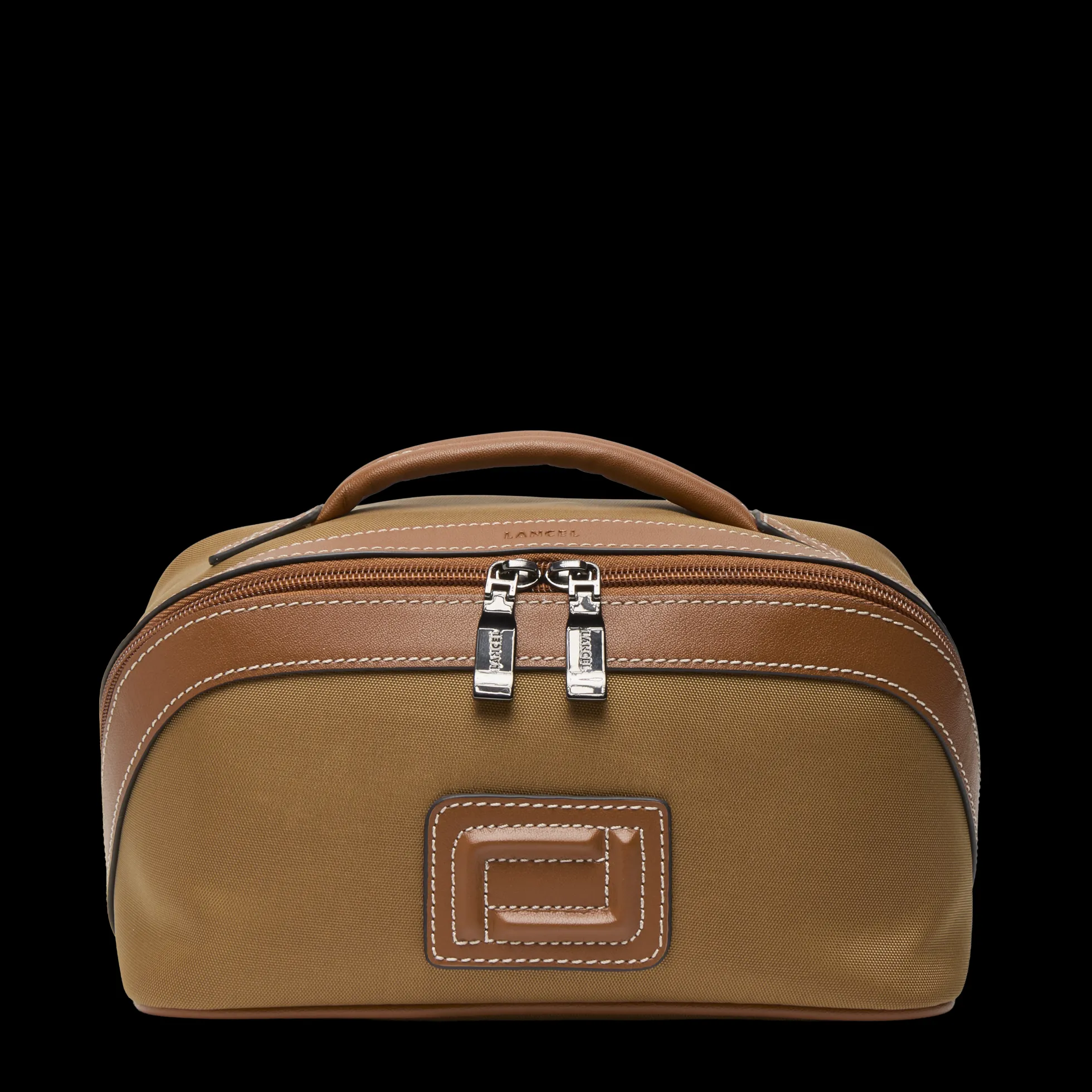 TROUSSE DE TOILETTE