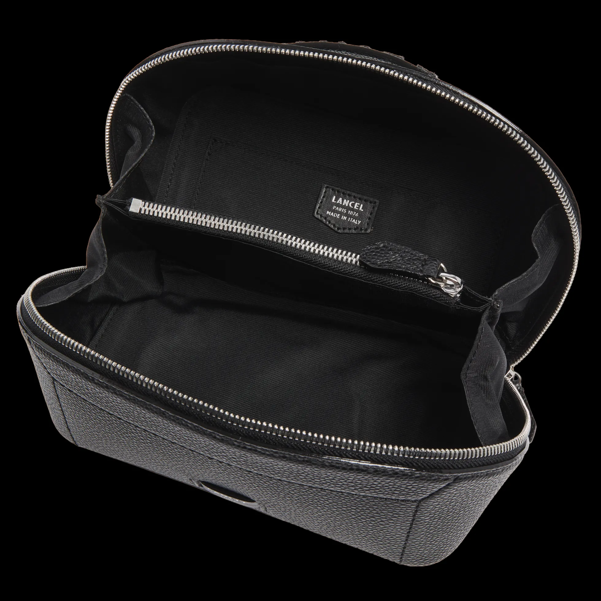 TROUSSE DE TOILETTE